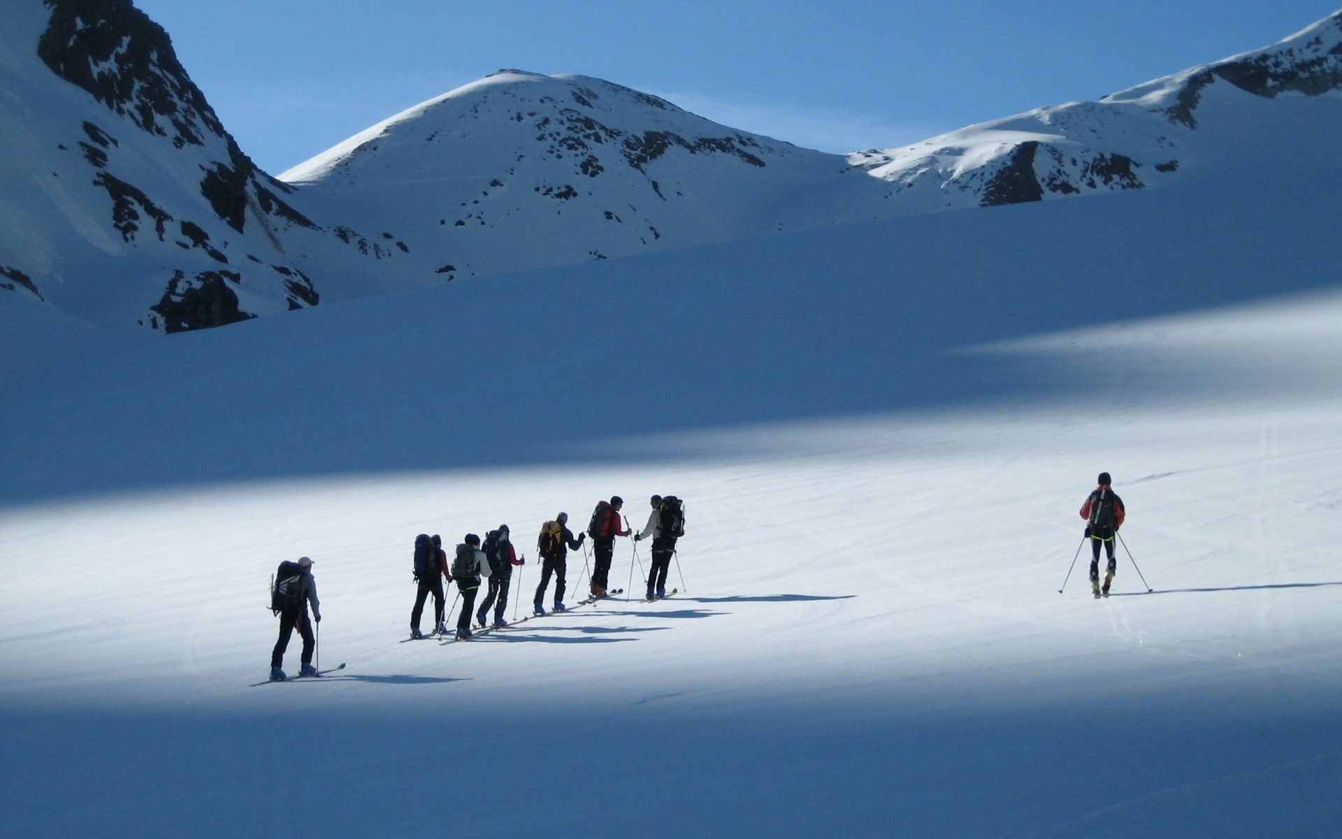 climbing snow winter mountain skier ice cold resort action recreation ski resort glacier