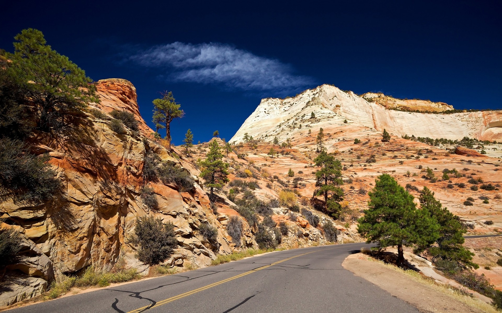 landschaft reisen im freien landschaft himmel berge straße natur landschaftlich wüste tal rock tageslicht steine bäume sommer