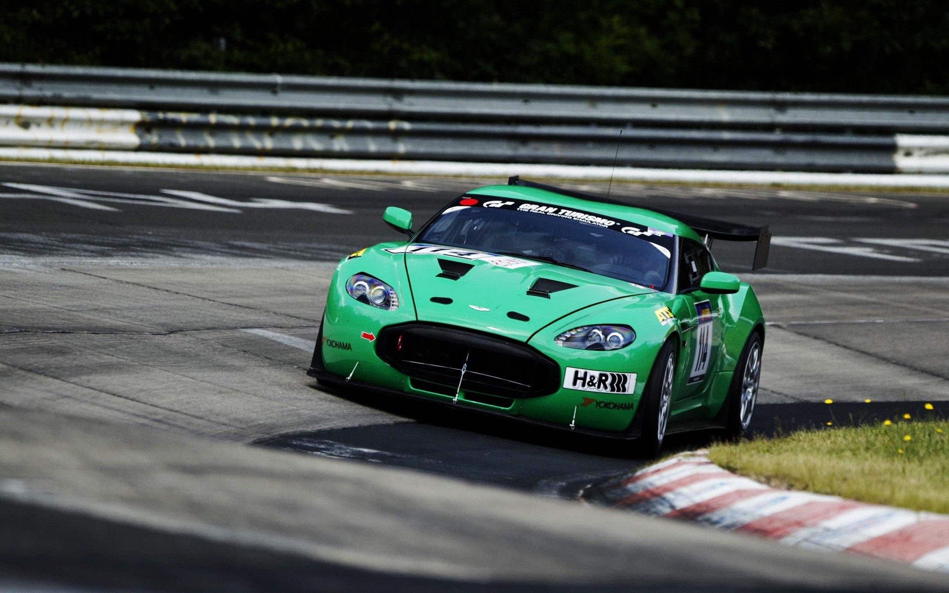 aston martin race hurry championship car track action competition fast vehicle circuit drive auto racing driver asphalt racer transportation system wheel speedway aston martin zagato