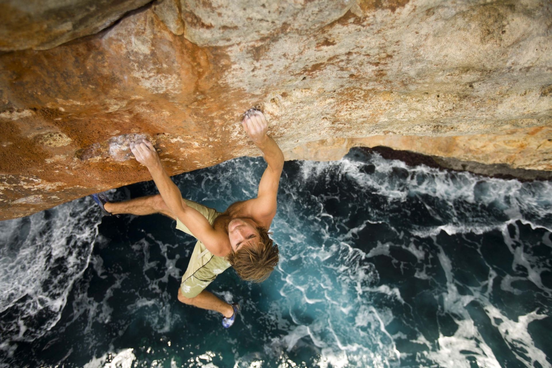 hombres agua roca mojado ocio solo naturaleza viajes mar ocio al aire libre océano verano activo