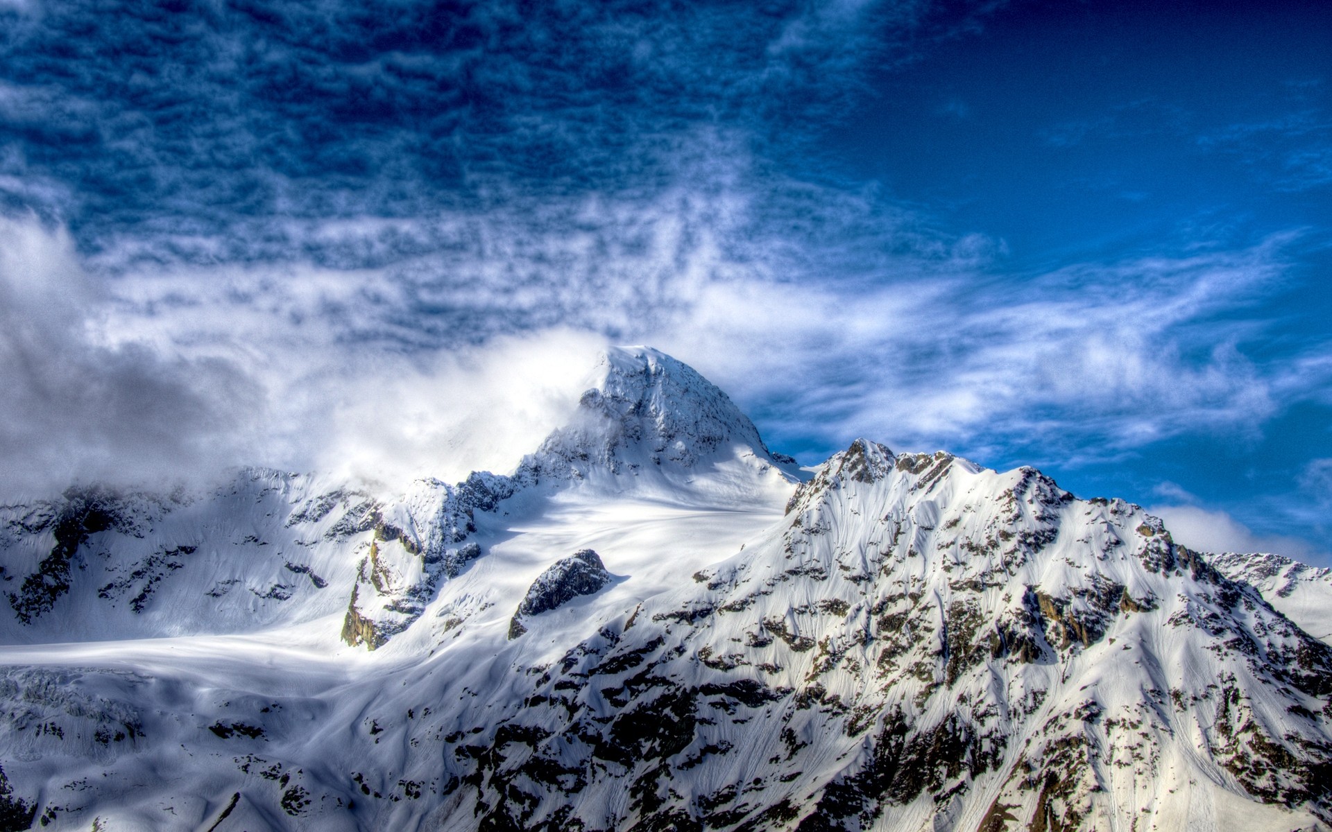 invierno nieve montañas hielo escénico pico de montaña paisaje glaciar alto cielo frío viajes naturaleza altitud pinnacle subir al aire libre paisaje