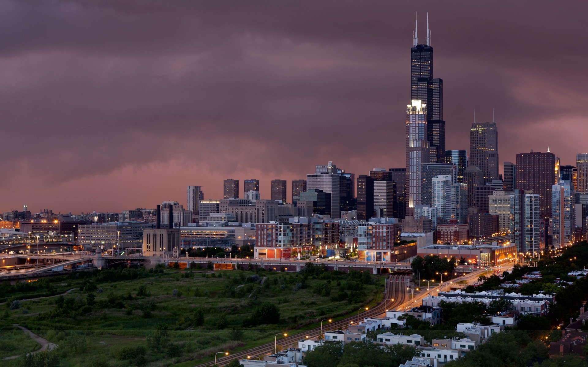 usa ville skyline ville gratte-ciel architecture centre-ville voyage maison bureau crépuscule ciel urbain coucher de soleil rivière moderne affaires tour panoramique soir tempête amérique chicago