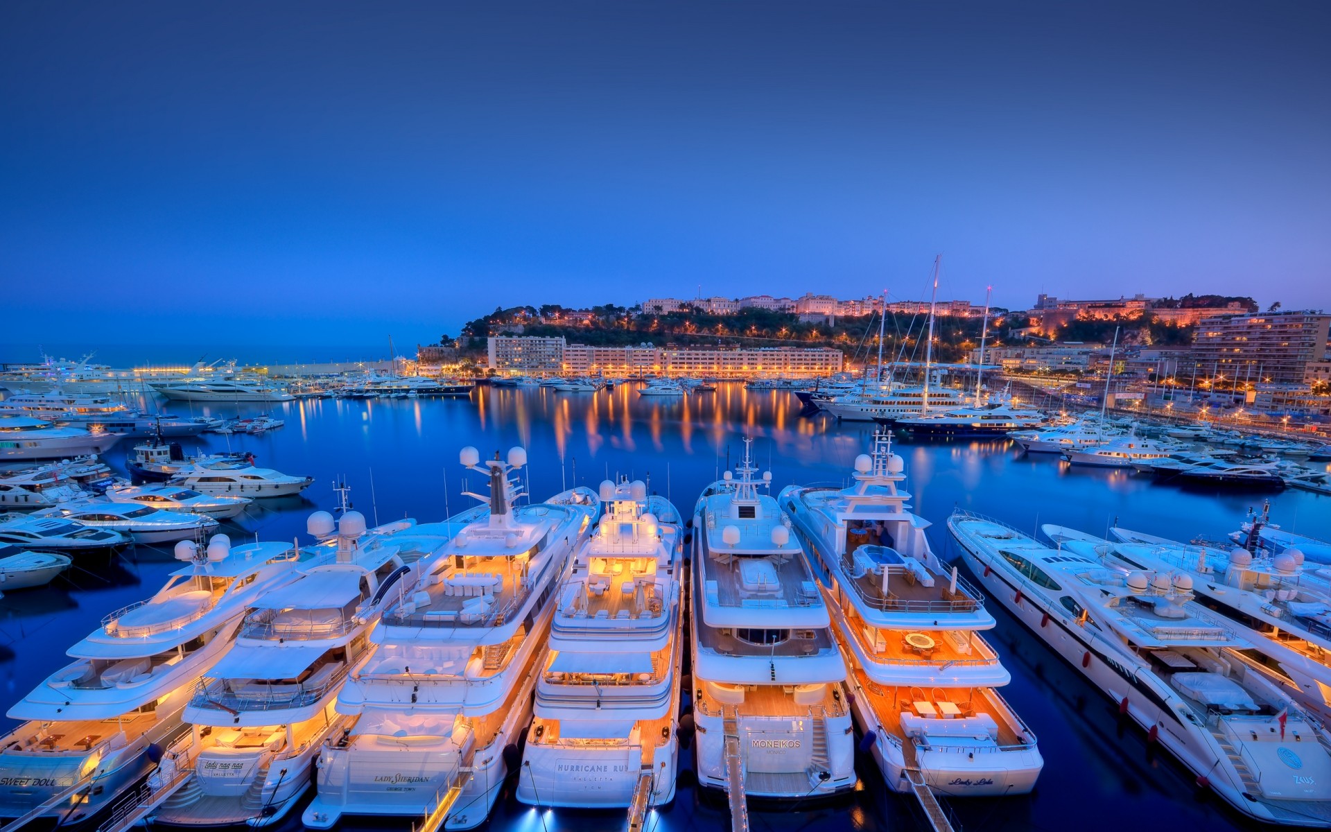 frankreich meer reisen wasser boot wasserfahrzeug hafen meer stadt transportsystem marina schiff himmel im freien tourismus hafen marine stadt architektur horizontal boote nacht luxus licht