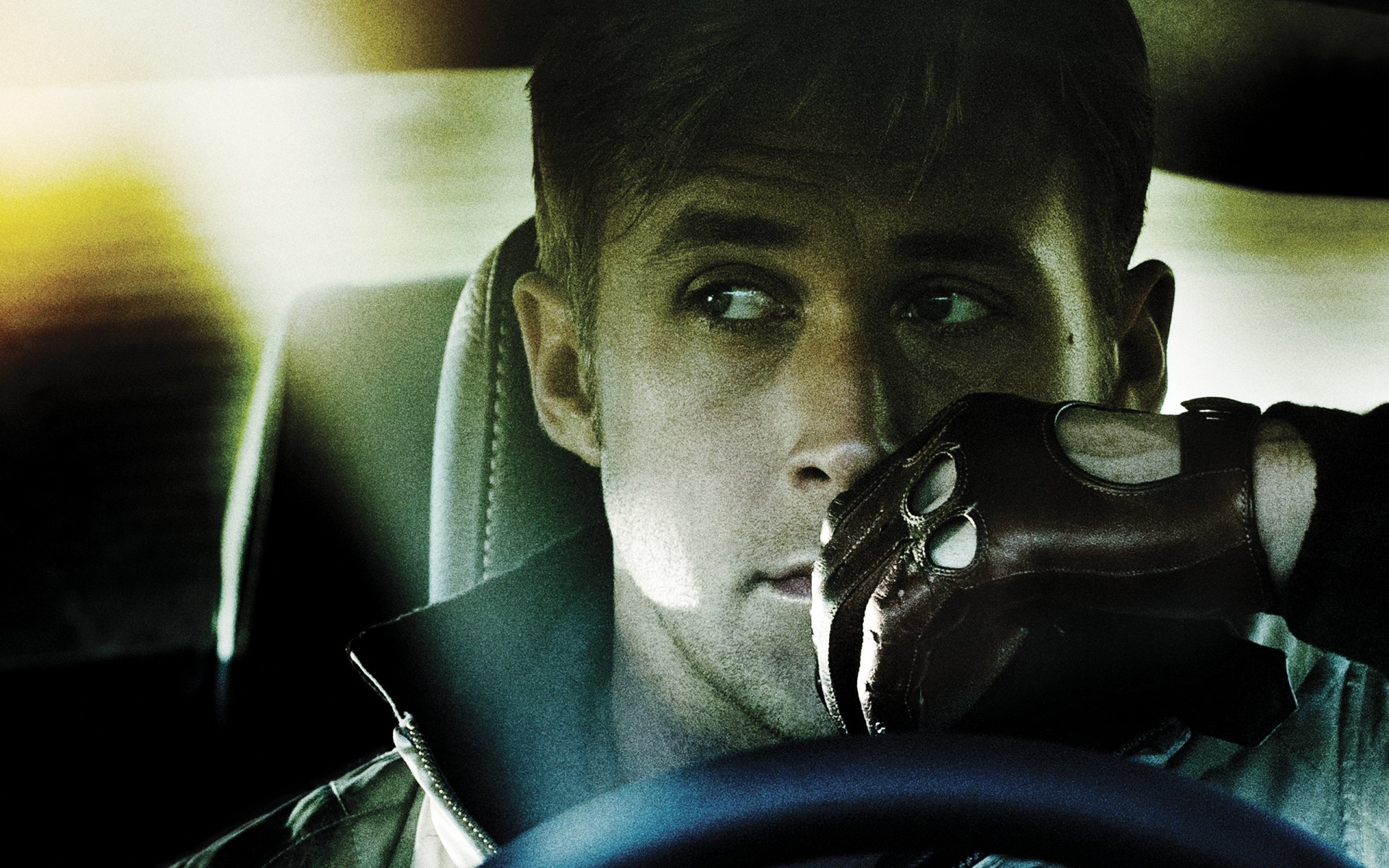 películas retrato hombre adulto solo coche interior ryan gosling