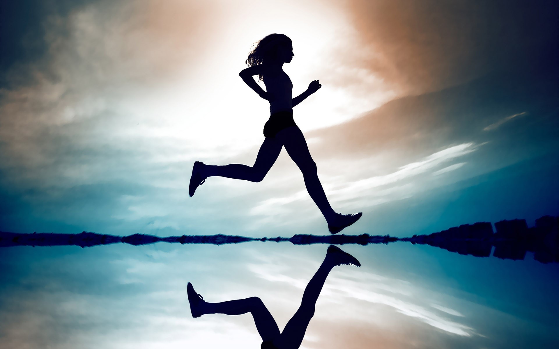 fitness sonnenuntergang himmel sonne dämmerung silhouette im freien wasser frau foto mädchen sport