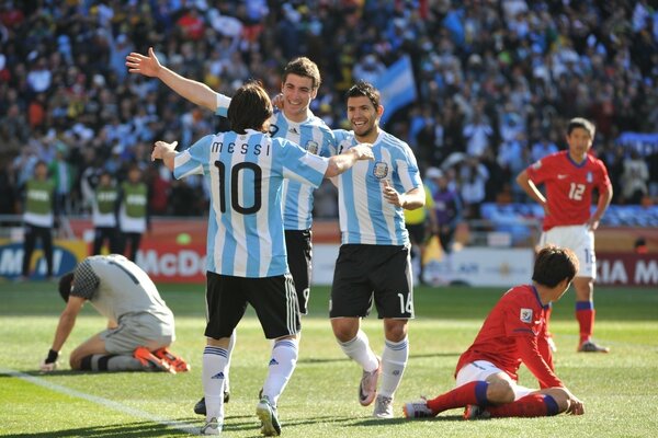 Incontro calcistico. Vittoria della squadra di Messi