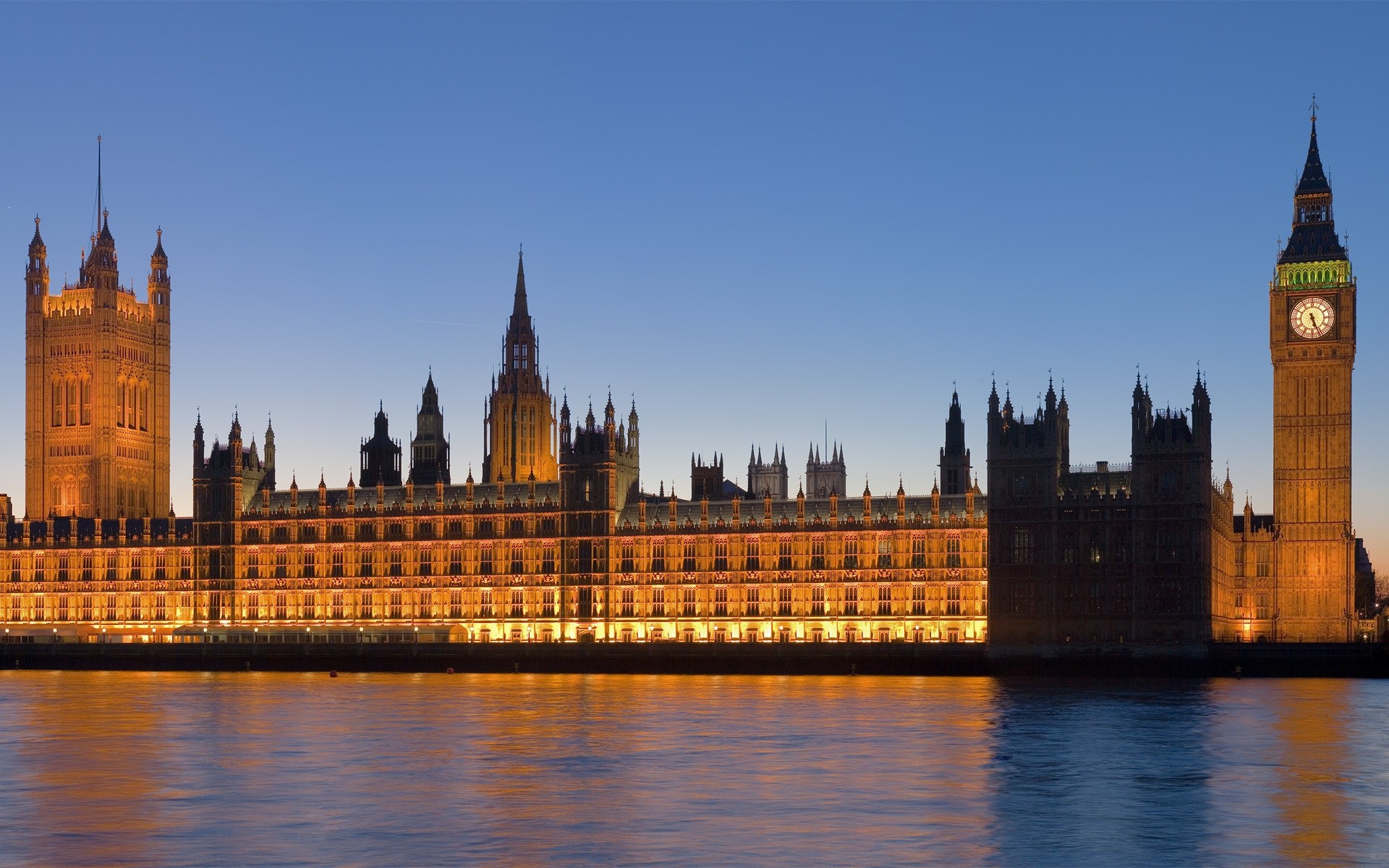 uk architektur parlament fluss reisen verwaltung stadt turm haus dämmerung im freien schloss uhr brücke himmel abend wasser gotik hintergrundbeleuchtung big ben tamisa licht nacht