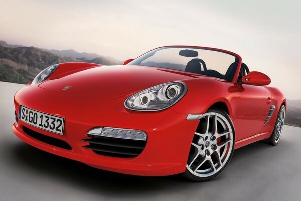 Rotes Porsche Cabrio Auto