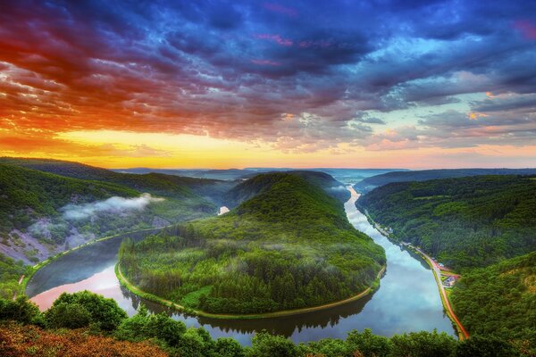 Landschaft mit Meer und Insel