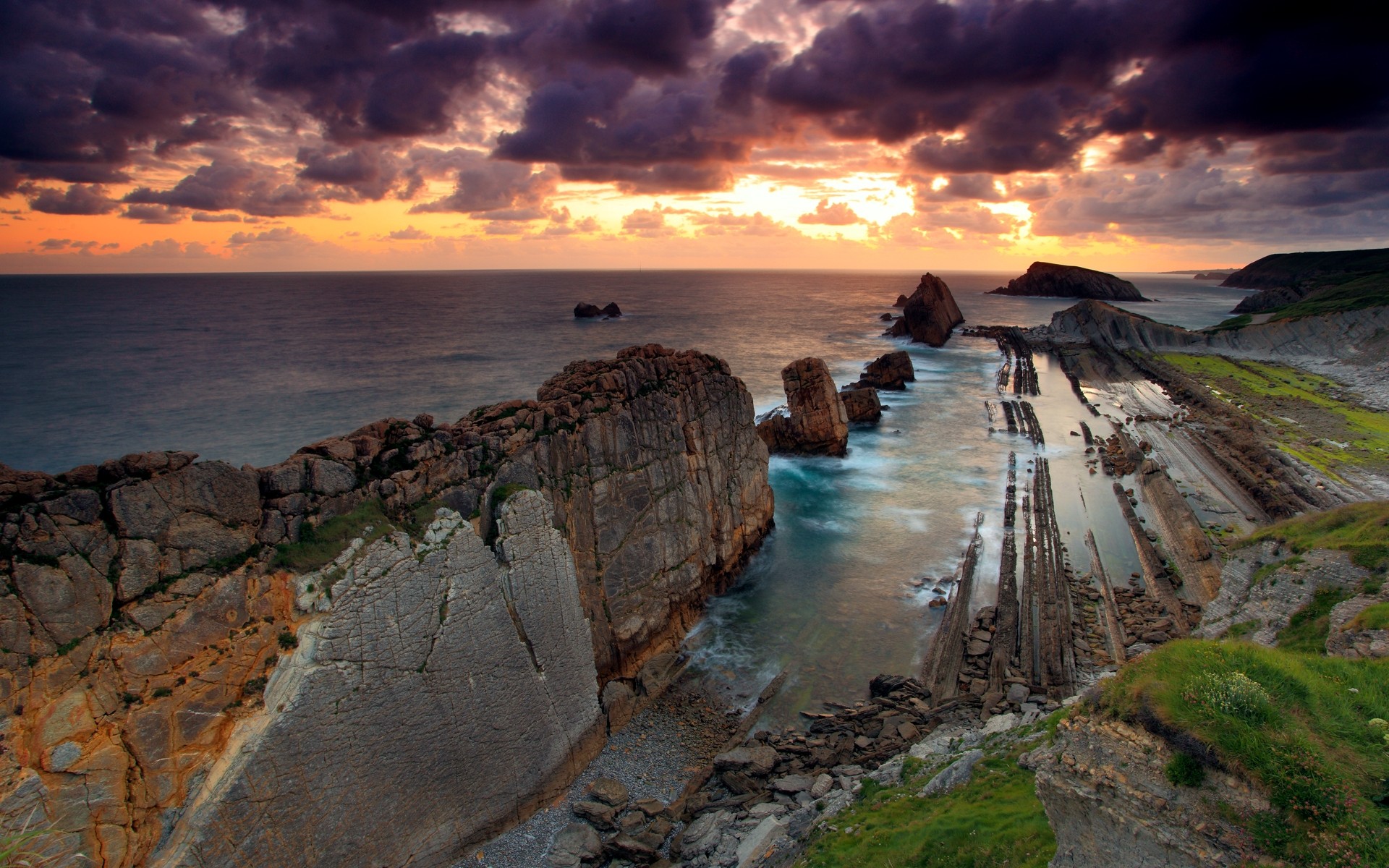 paesaggio tramonto acqua spiaggia mare mare oceano alba sera crepuscolo paesaggio viaggi cielo paesaggio all aperto sole nuvole pietre natura