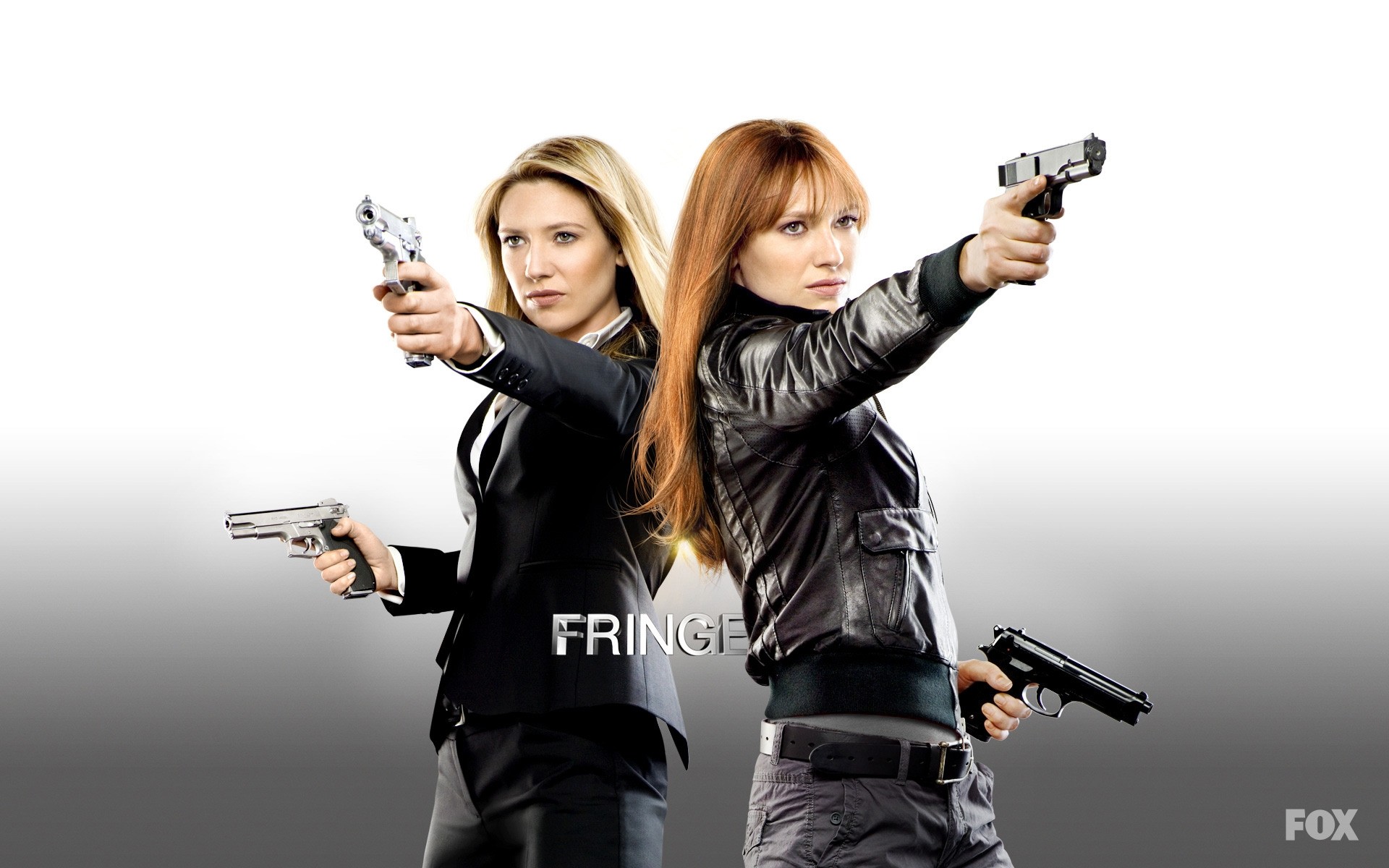 série télévisée femme pistolet pistolet jeune mafia force danger isolé jolie