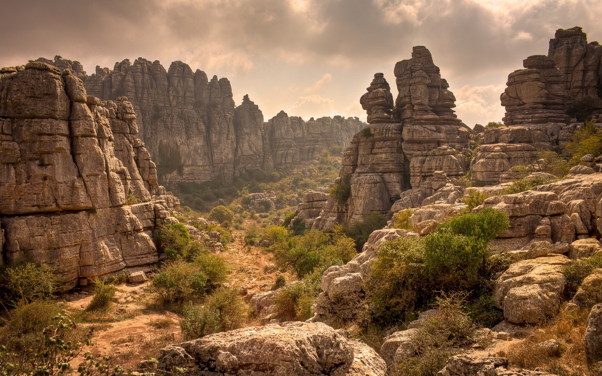 landscapes travel rock sandstone nature landscape outdoors sky erosion geology canyon scenic stone tourism mountain valley rocks hdr