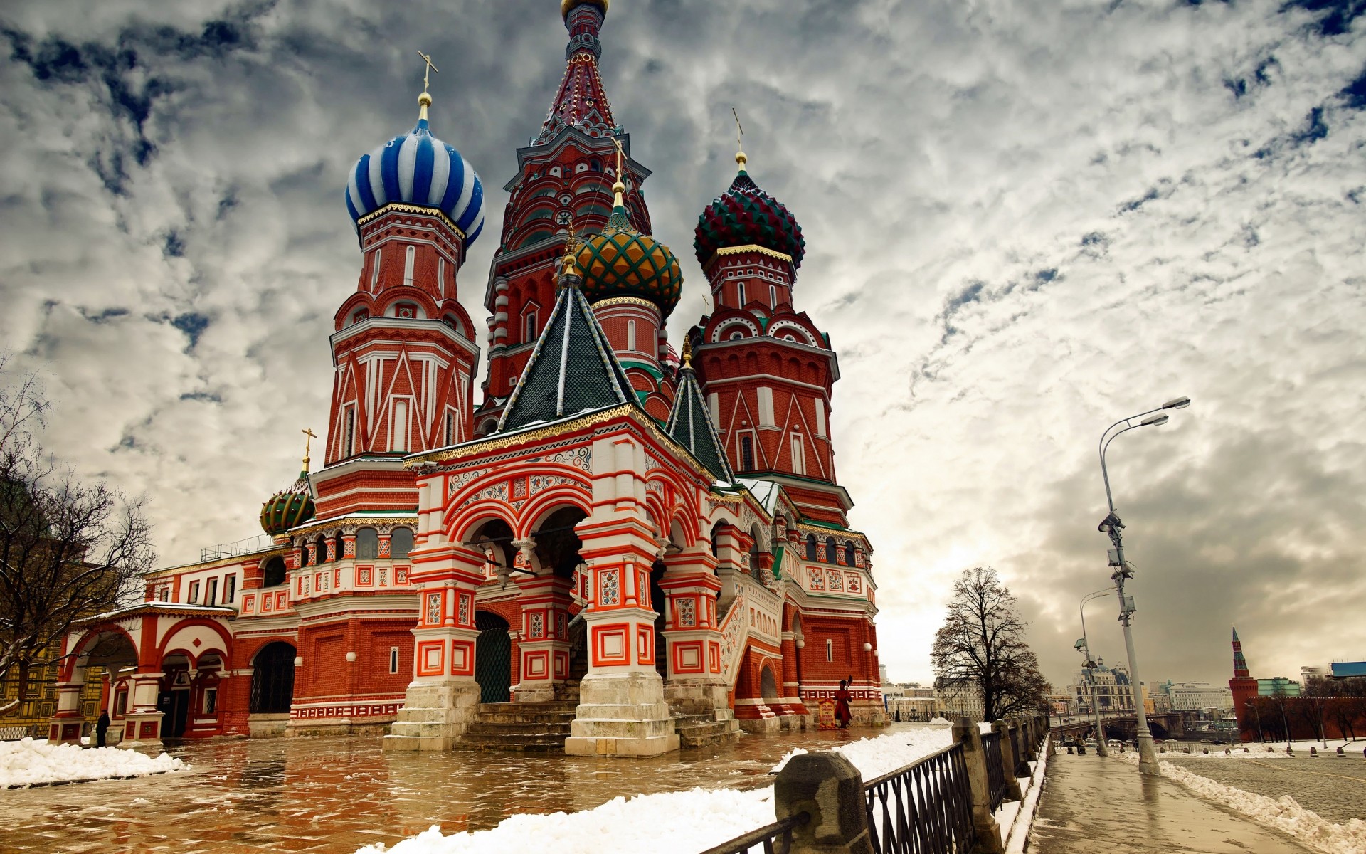 rússia arquitetura viagens kremlin casa igreja ortodoxa céu cidade velho catedral tradicional turismo torre religião cruz histórico cultura moscou vista neve inverno