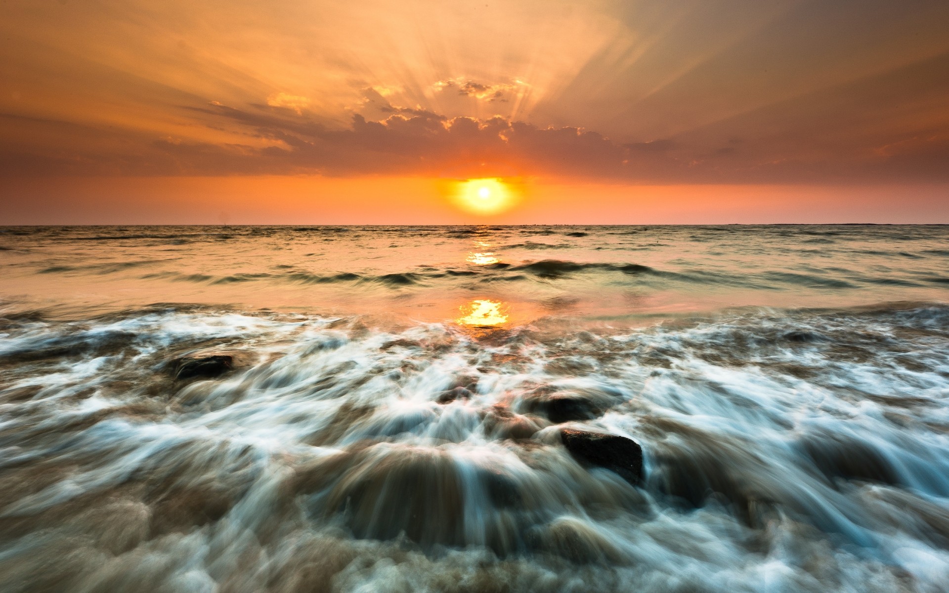 paysage coucher de soleil eau mer plage océan aube soleil crépuscule paysage vague mer soir surf ciel paysage nature voyage beau temps sable été