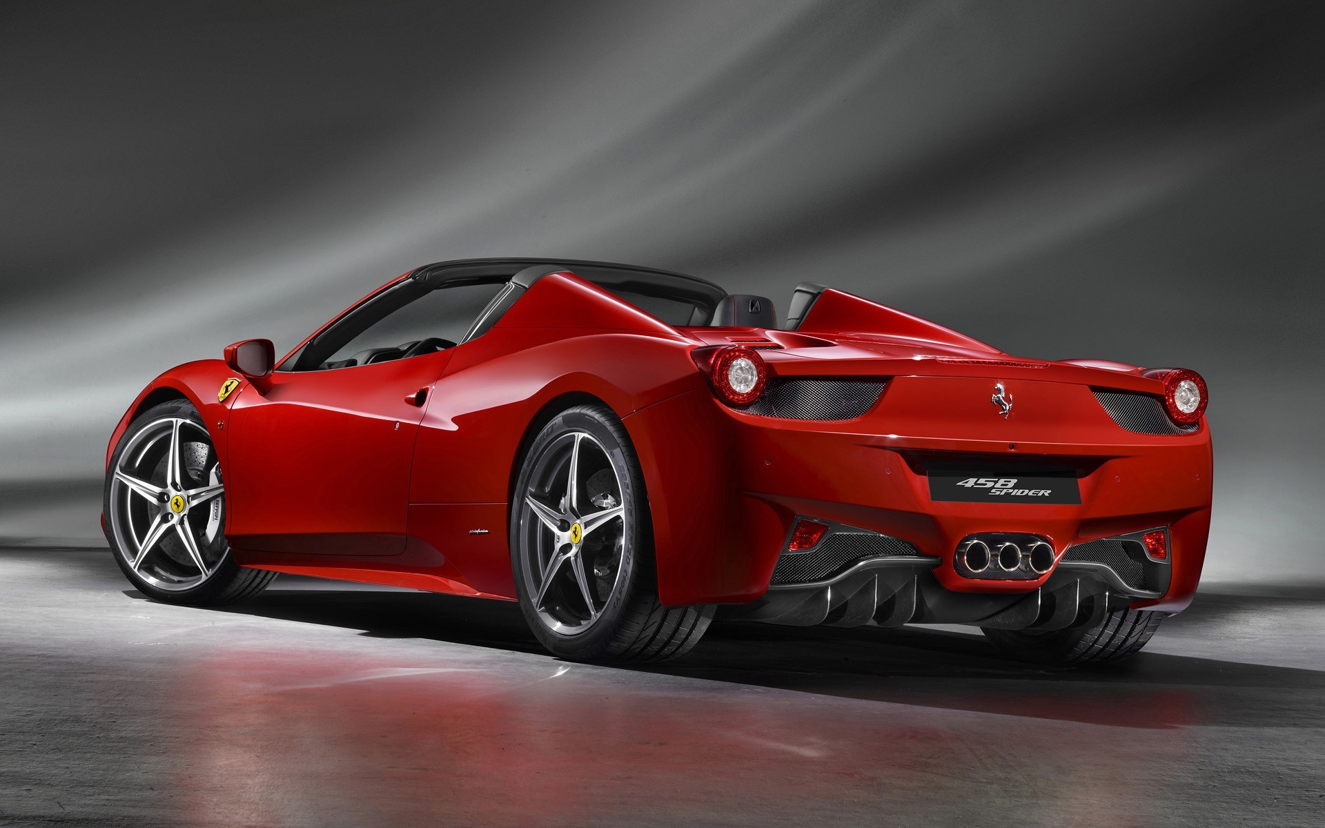 ferrari автомобіль автомобіль колеса транспортна система гонки диск швидко поспішайте автомобільна дія асфальт купе потужність феррарі 458 феррарі 458 спайдер