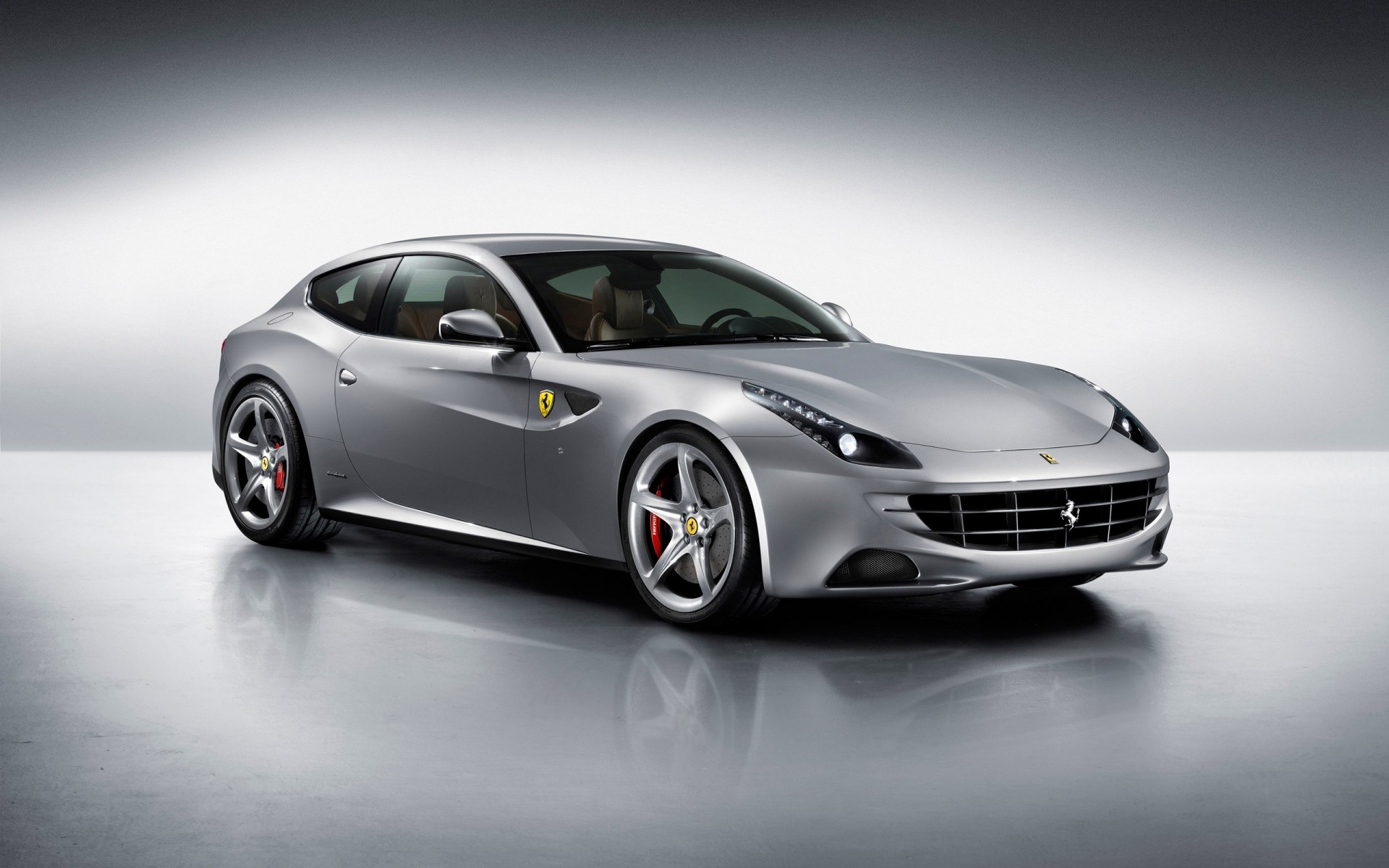 ferrari coche coche ruedas negro asfalto automóvil acera rápido coupé desenfoque prisa mediodía carrera acción sistema de transporte ferrari ff