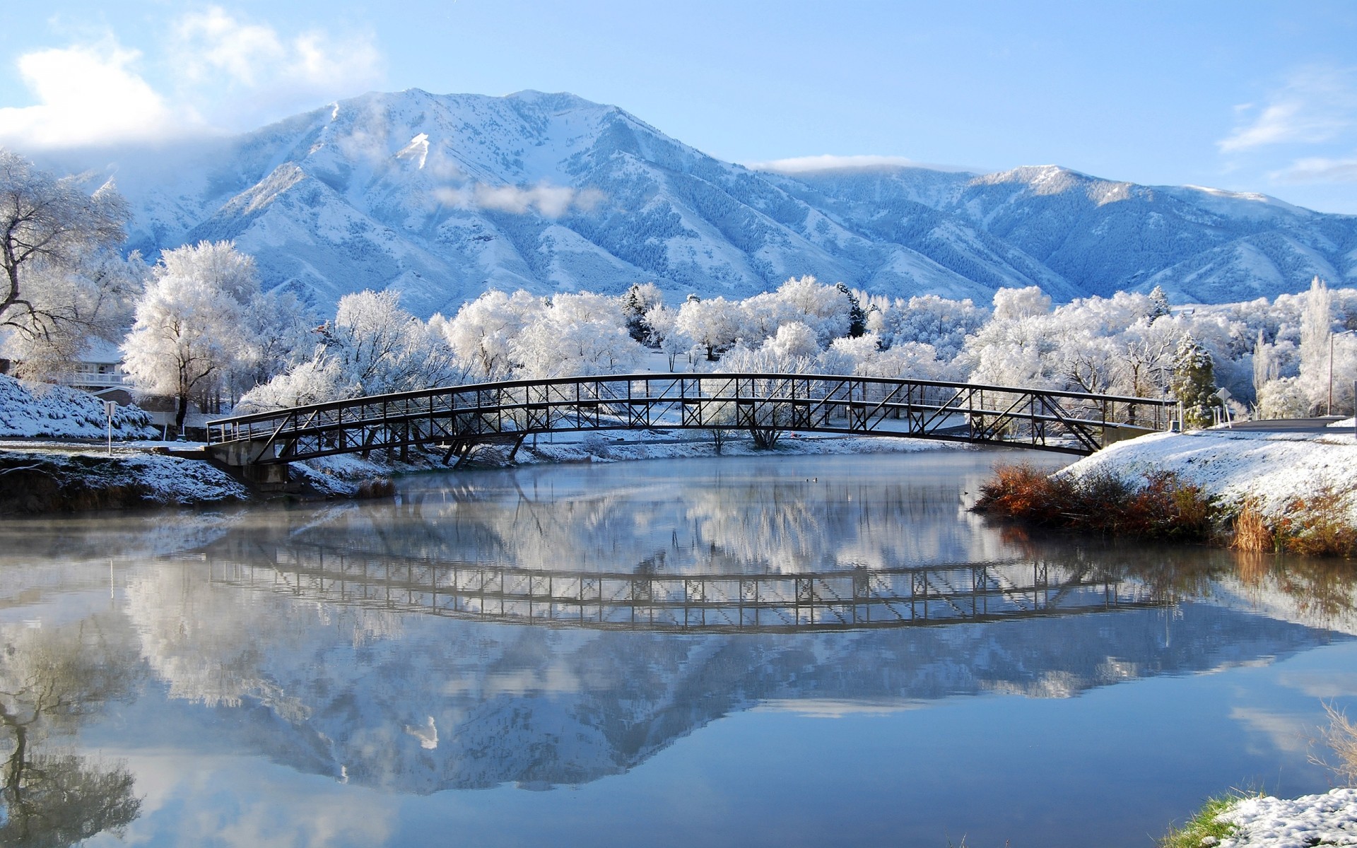 winter schnee landschaft wasser see fluss natur berge reisen eis kälte landschaftlich reflexion himmel holz holz schön berge bäume