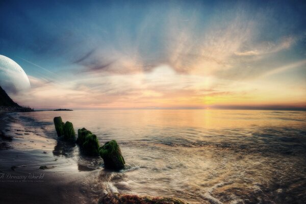 Puesta de sol sobre el mar