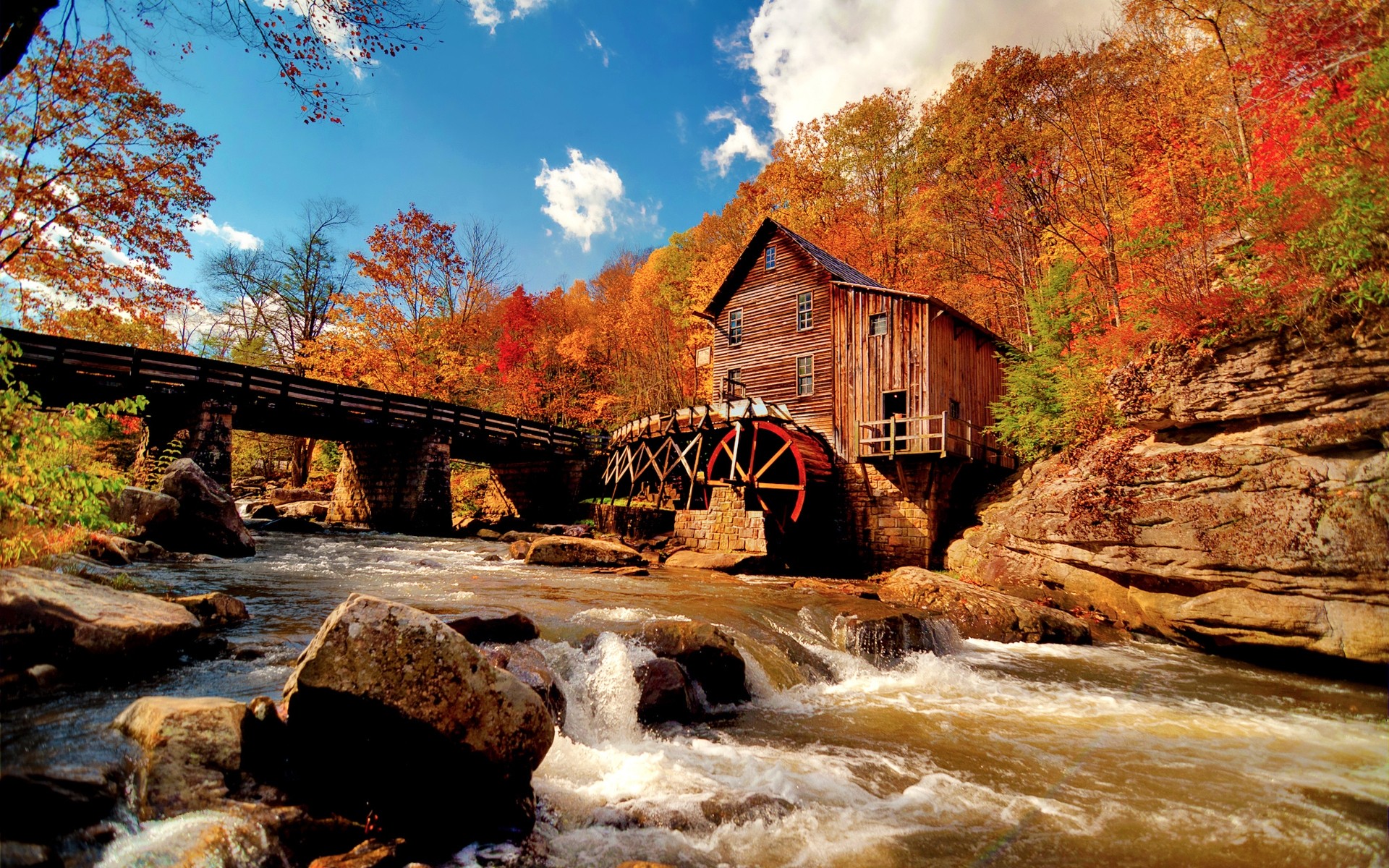 осень воды река осень древесины мост поток путешествия пейзаж природа на открытом воздухе водопад живописный дерево водяная мельница коттедж