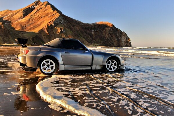 Honda S2000 2.0 surf mousse bord de mer