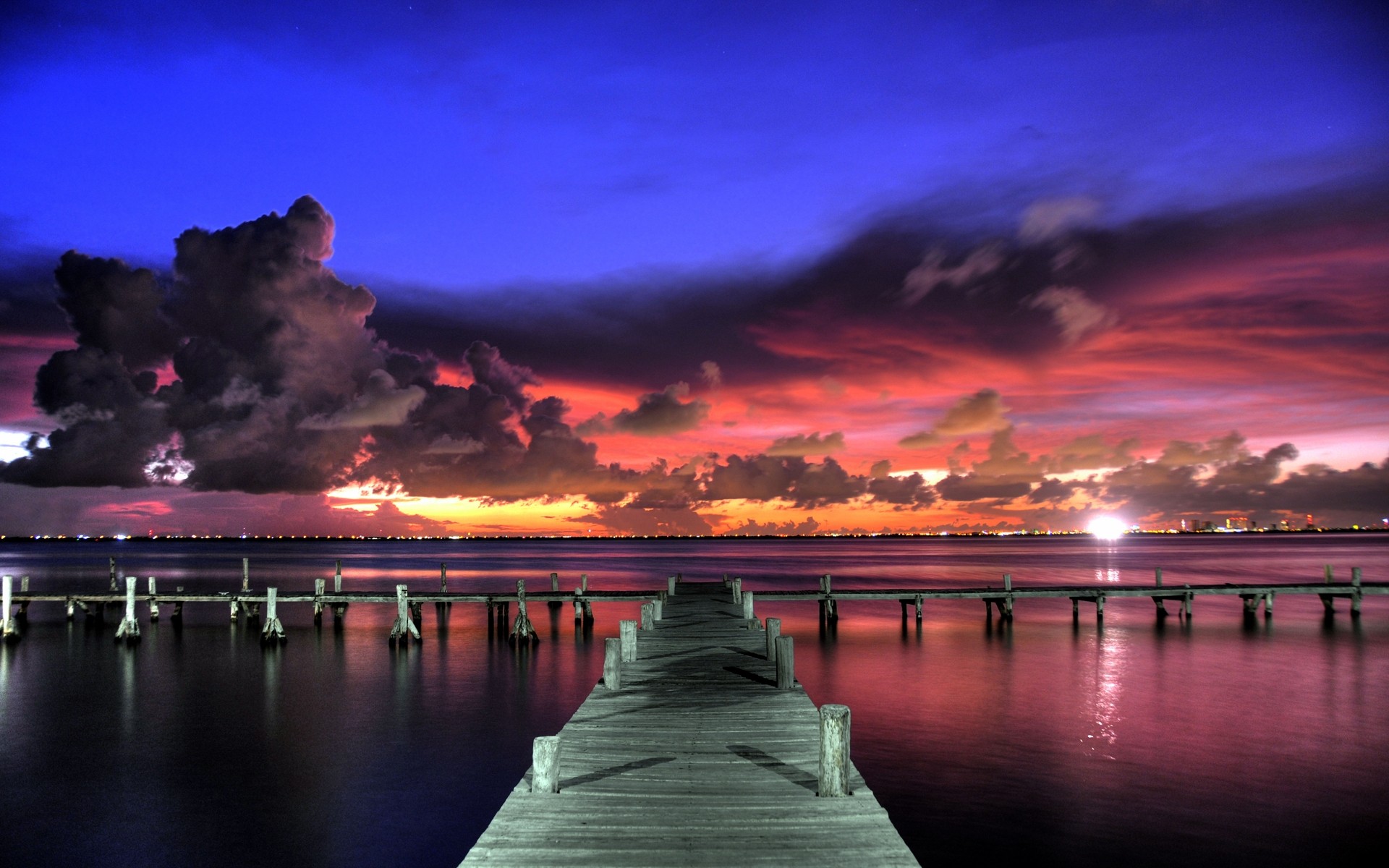 été coucher de soleil eau aube réflexion crépuscule ciel soir voyage pont mer rivière lac jetée soleil paysage nuages ponton