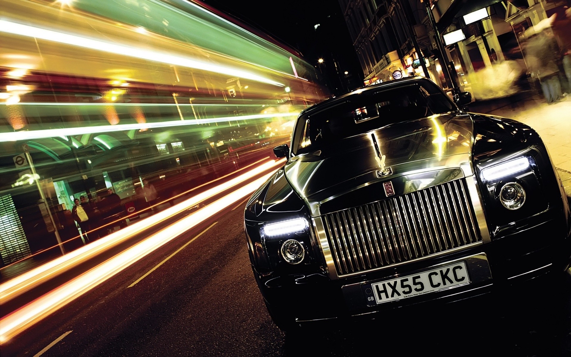 rolls royce автомобиль көлік жүйесі жылдам бұлыңғырлық трафик жылдамдық жол көше қала орталығы