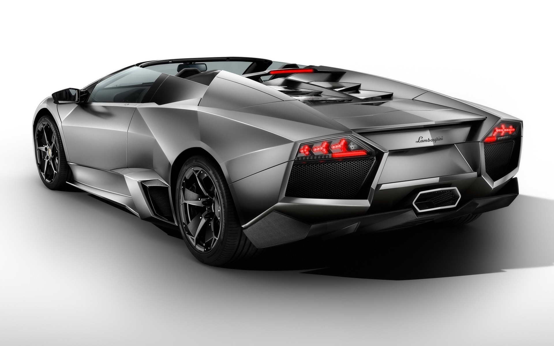 lamborghini car vehicle wheel fast coupe automotive lamborghini reventon