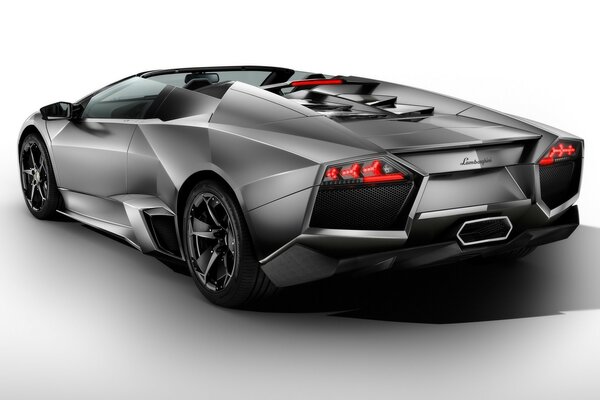 Widok Z Tyłu szary Lamborghini