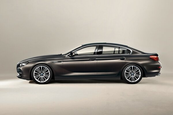 BMW дөңгелектері, купе машинасы