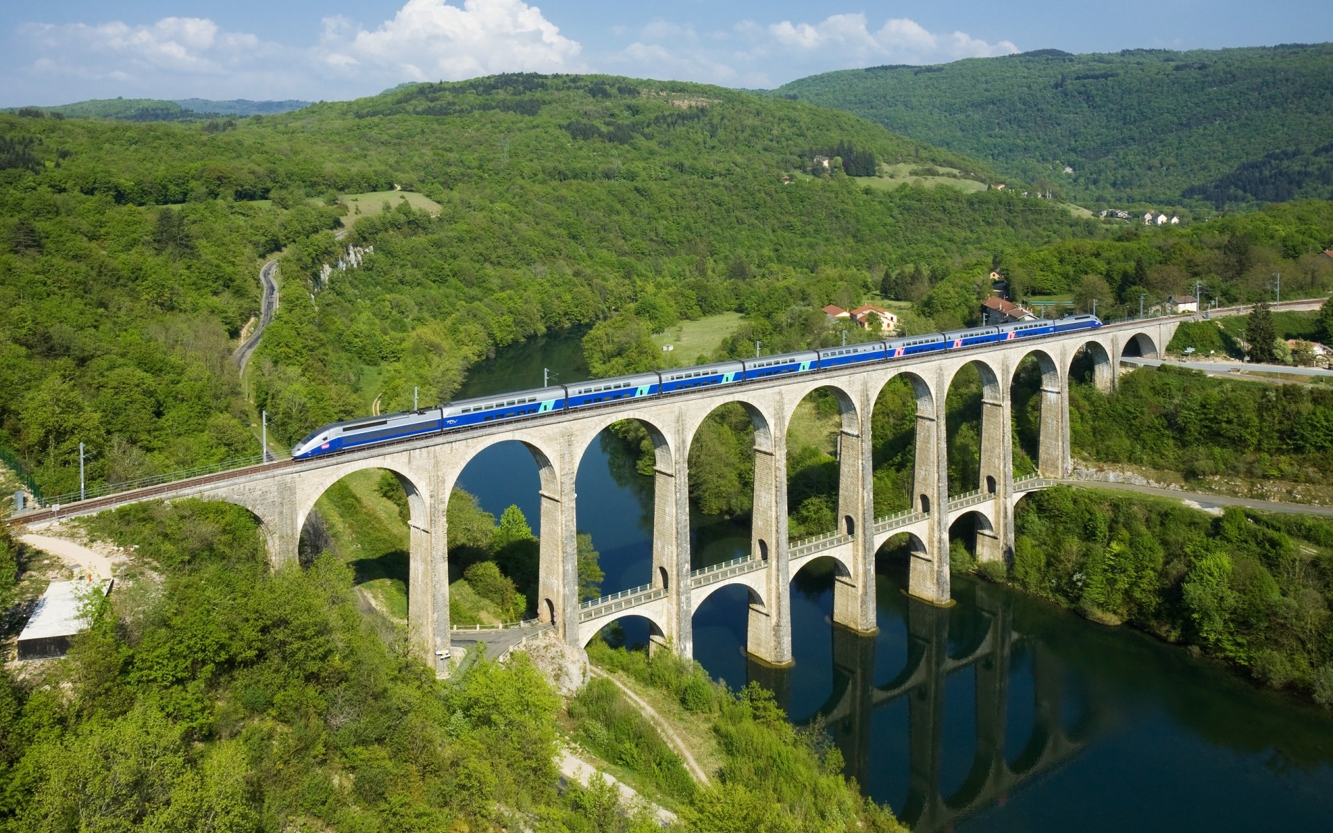 france pont eau paysage rivière voyage nature bois montagne bois en plein air colline architecture ciel scénique vallée spectacle été lac tourisme gorges de l ain