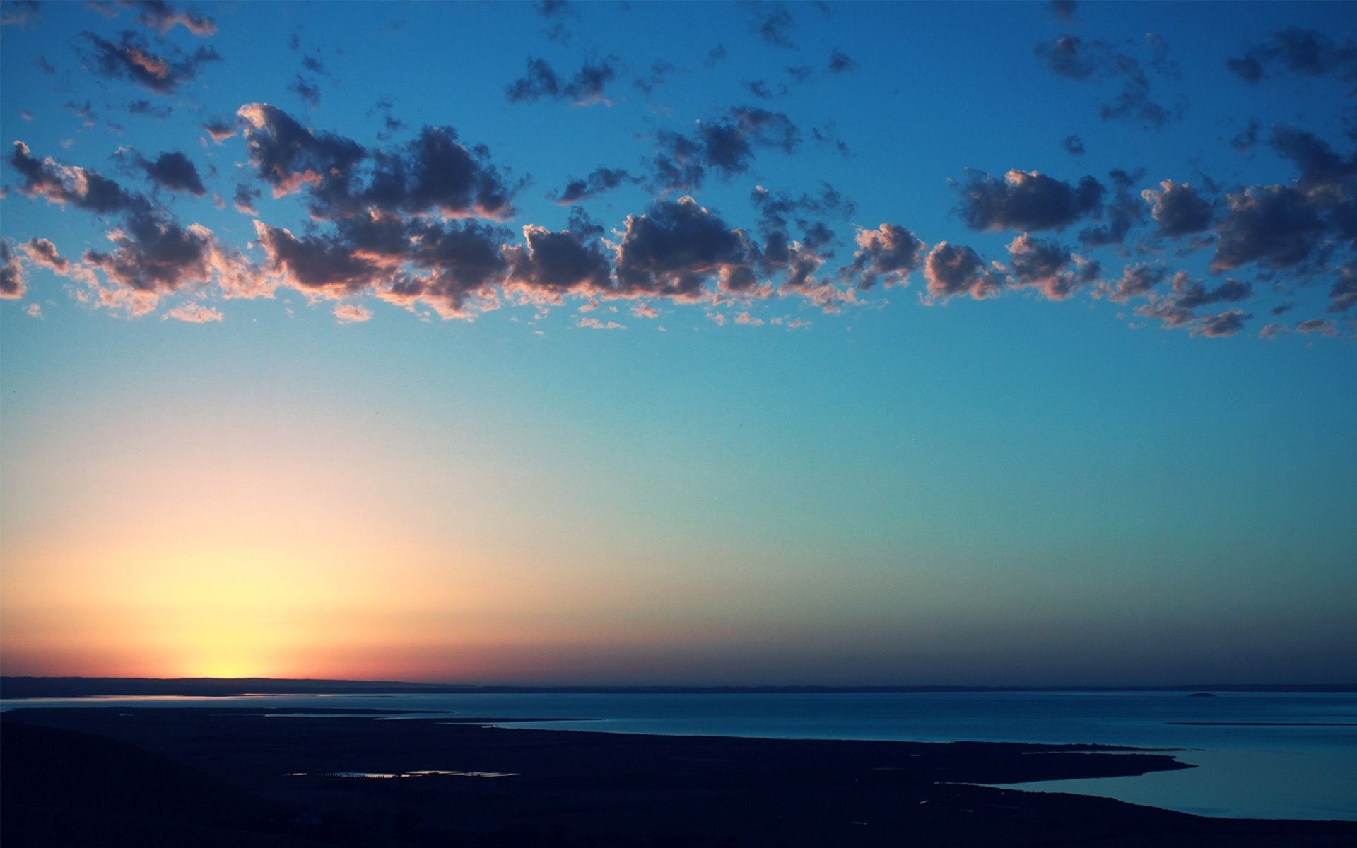 sonnenuntergang und dämmerung sonnenuntergang himmel wasser sonne abend dämmerung landschaft dämmerung sommer im freien natur landschaftlich reizvoll meer gutes wetter licht tageslicht ozean meer strand