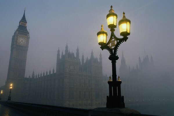 Travel to cities, bridges