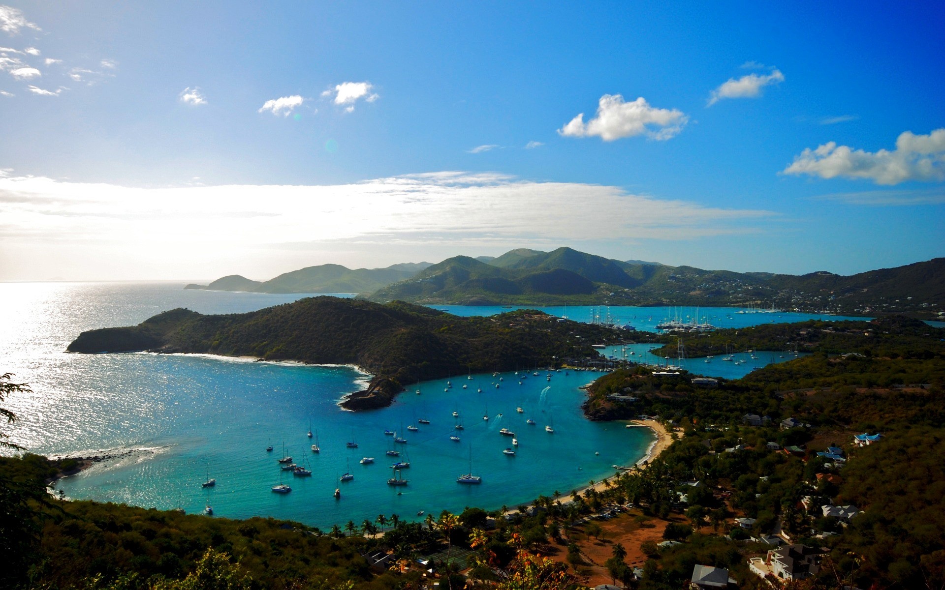 landschaft wasser meer reisen landschaft strand meer insel im freien ozean himmel berge bucht landschaftlich tageslicht natur boot boote hafen biegen