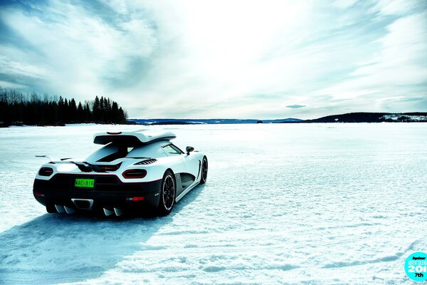 Sports racing on the ice lake