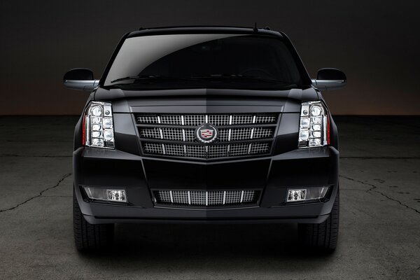 Cadillac автомобиль для бизнеса