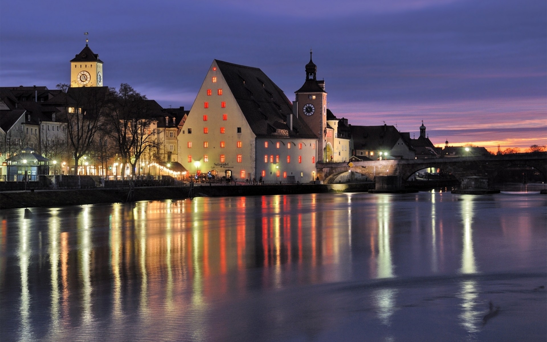 germania acqua architettura riflessione fiume viaggi tramonto città sera crepuscolo casa all aperto ponte cielo alba chiesa lago illuminazione notturna paesaggio