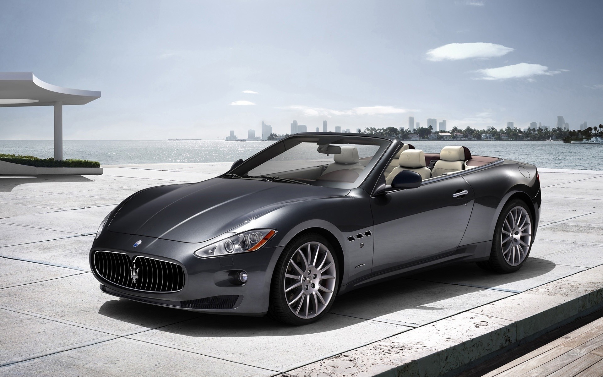 maserati araba araba tekerlekler ulaşım sistemi üstü açılır hızlı maserati aldı