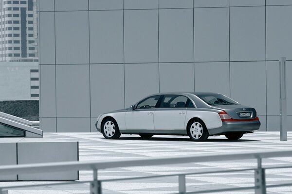 Ce Maybach n est pas pour tout le monde. Vous seul pouvez l obtenir