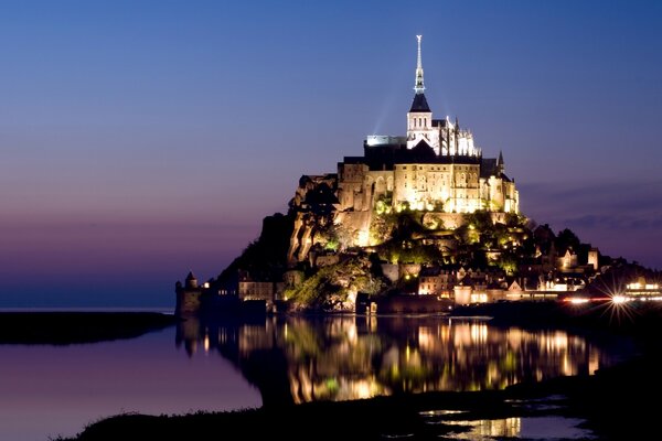 Travel to France at dusk by water