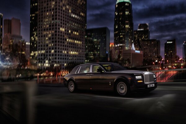 Rolls royce car in the city center