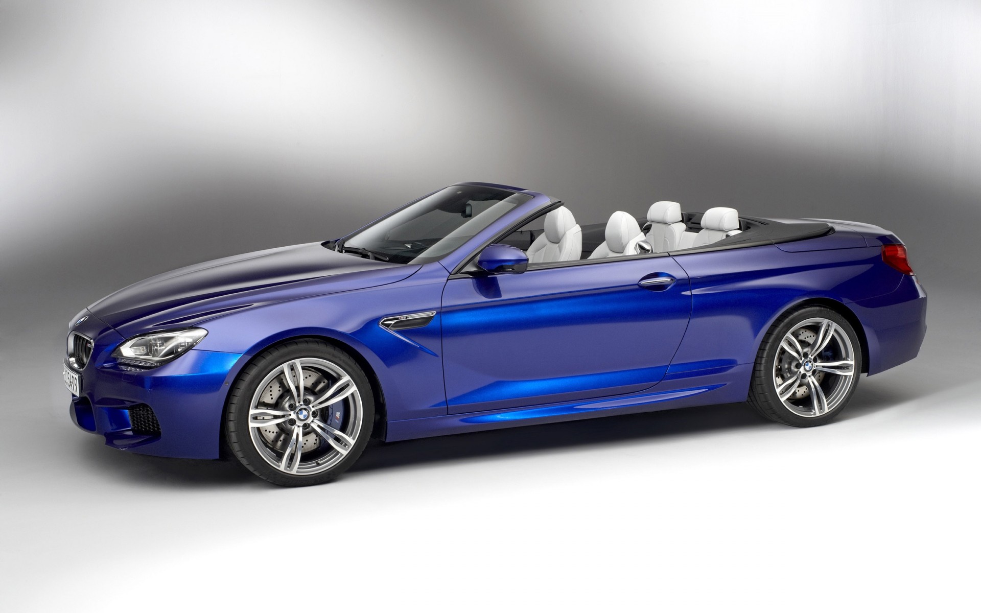 auto bmw sistema di trasporto auto ruota veloce drive auto coupe convertibile chrome classico cofano di lusso bmw m6 convertibile bmw m6