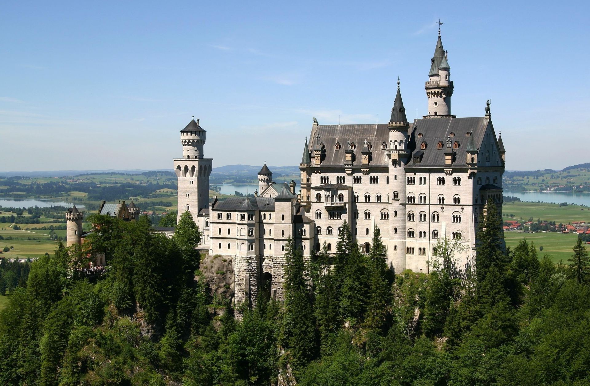 landschaft architektur schloss gotik haus turm reisen alt alt himmel stadt im freien festung tourismus stadt sehenswürdigkeiten schloss festung haus