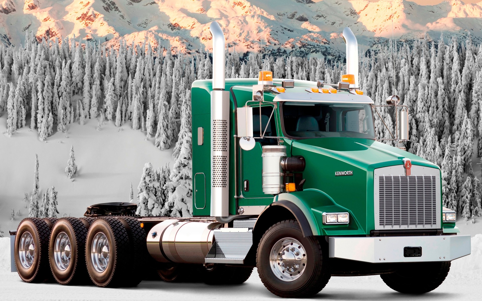 trucks автомобиль транспортная система грузовик автомобиль промышленность отгрузка тяжелые дизельный путешествия машина организация на открытом воздухе трактор дым снег двигатель лес
