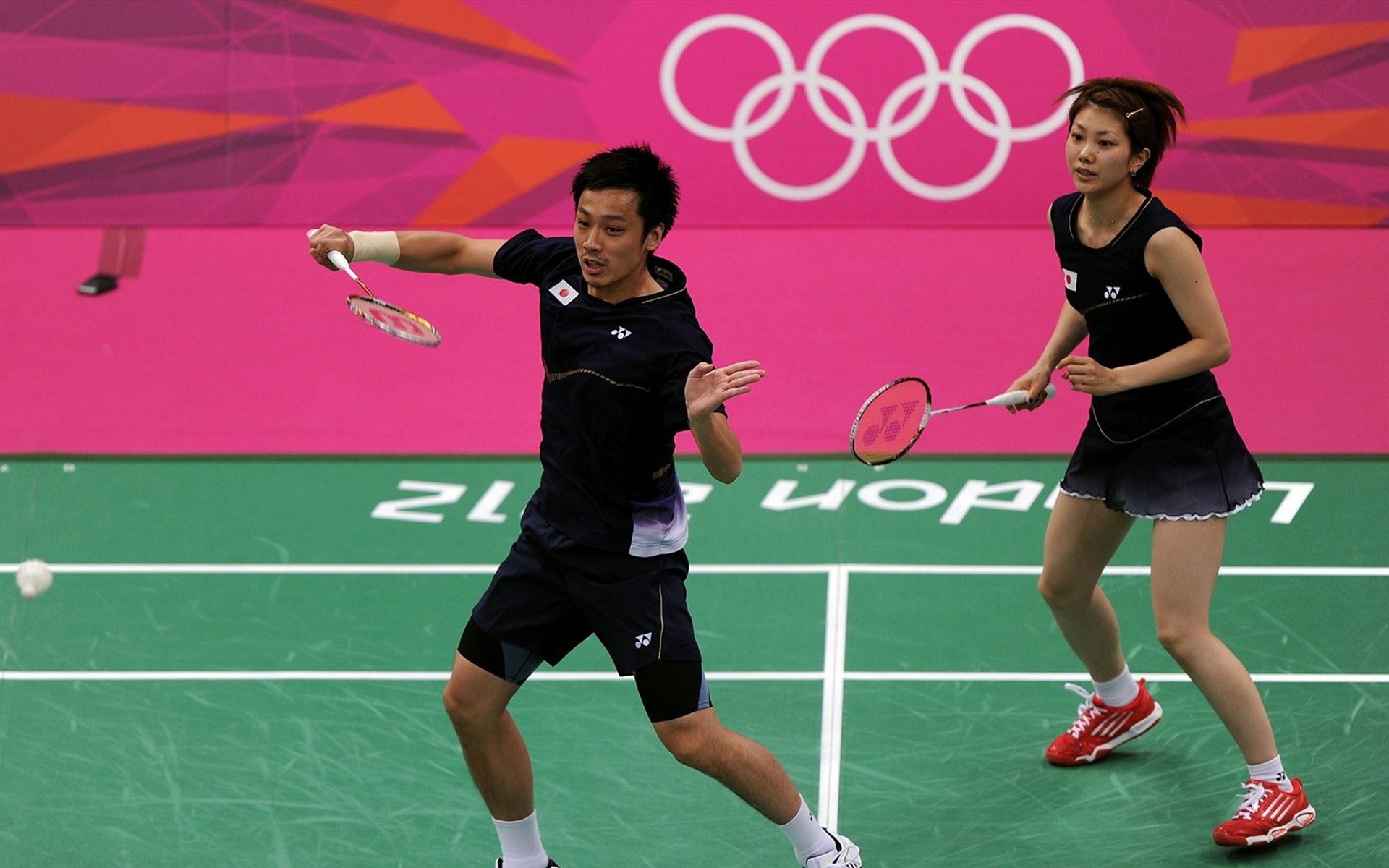 olympische spiele tennis wettbewerb athlet ball sport frau spiel schläger turnier spiel erwachsener badminton spieler freizeit aktiv freizeit action london athelete olympische spiele