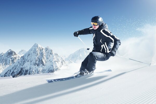 Ski alpin. Descente du sommet