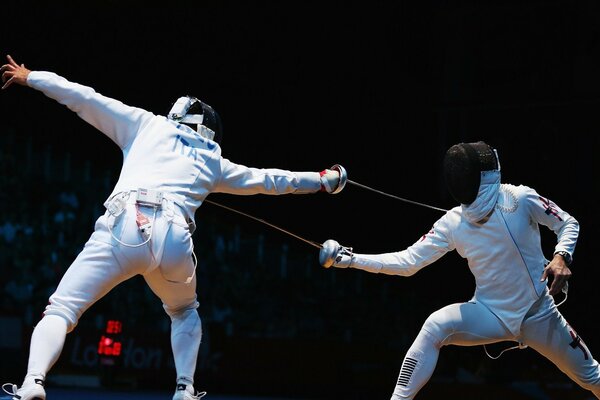 Sporcular Olimpiyat oyunlarında becerilerini gösterirler