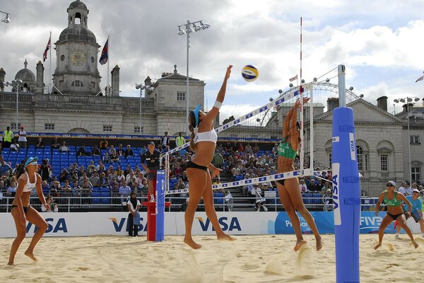 Olympische Spiele Volleyball Mädchen auf der Straße