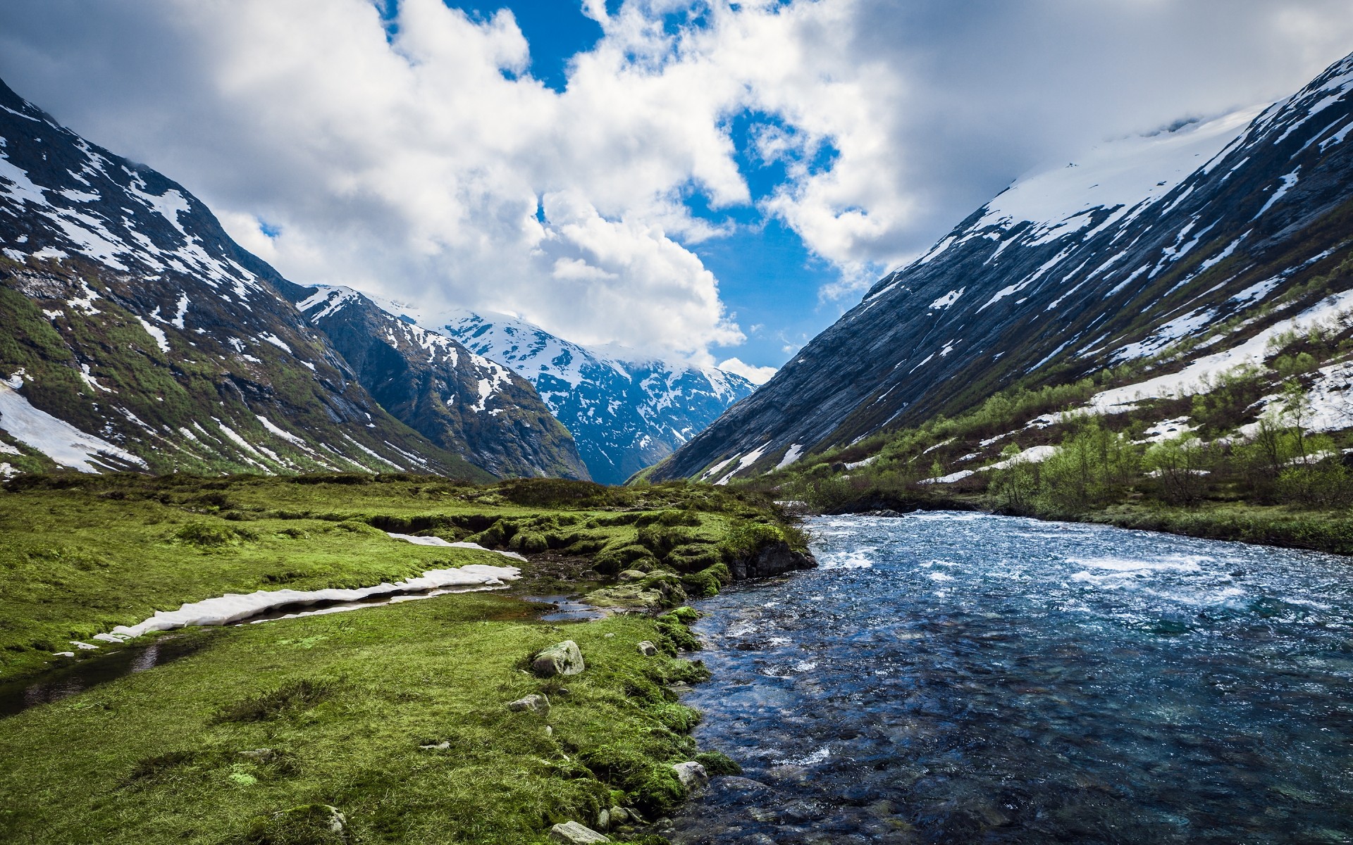 paysage montagnes eau paysage voyage rivière nature neige vallée à l extérieur rock scénique lac ciel flux bois nuages