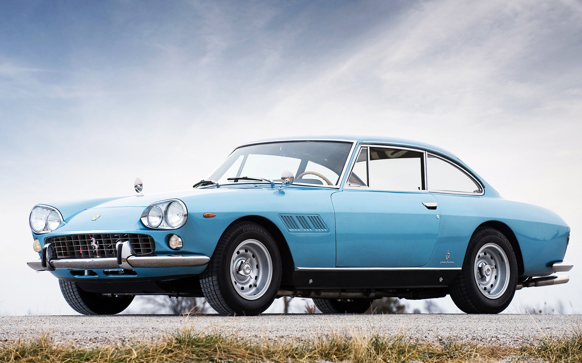 classic / old cars otomobil otomobil ulaşım sistemi tekerlekler disk otomotiv hızlı kaput üstü açılır ferrari 330 gt s