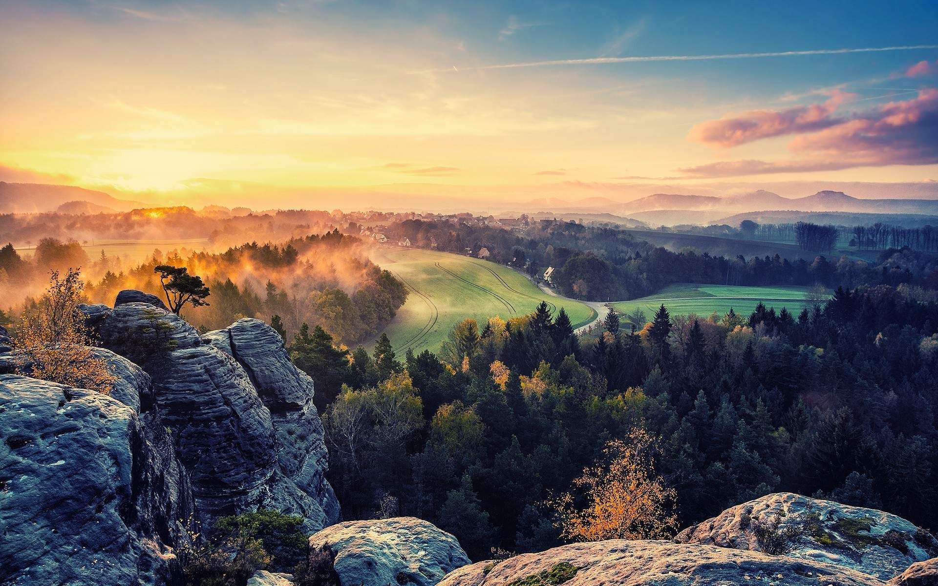 landschaft landschaft reisen himmel im freien berge sonnenuntergang rock natur landschaftlich dämmerung wasser hügel bäume wald steine rvb-wände cdr-foto